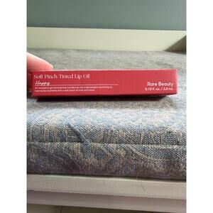 Rare Beauty Soft Pinch Tinted Lip Oil in shade Happy